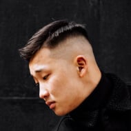 Singers born in Mongolia