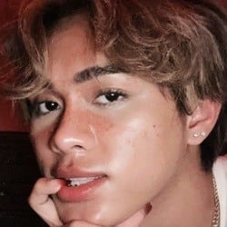 Peachtoot - Age, Bio, Family | Famous Birthdays