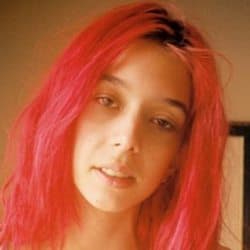 Arrow - Age, Bio, Family | Famous Birthdays