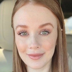 Leanna Decker - Age, Bio, Family | Famous Birthdays