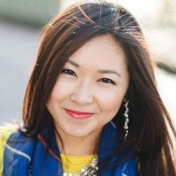 Artists born in China