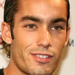 Famous Aarons | Famous Birthdays