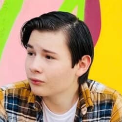 Jake Diaz - Age, Bio, Family | Famous Birthdays