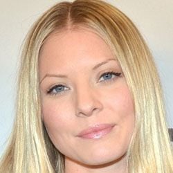 Kaitlin Doubleday - Age, Bio, Family | Famous Birthdays