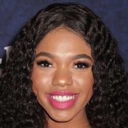 Teala Dunn - Age, Bio, Family | Famous Birthdays