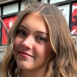 Nova Woava - Bio, Family | Famous Birthdays