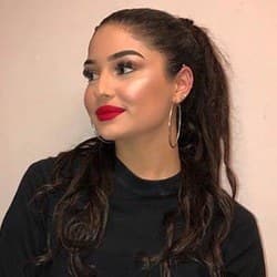 Famous Laylas | Famous Birthdays