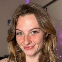 EtherealLoveBug - Age, Bio, Family | Famous Birthdays