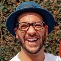 Faisy - Edad, Familia, Biografía | Famous Birthdays