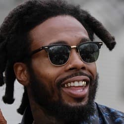 Deniro Farrar - Age, Bio, Family | Famous Birthdays