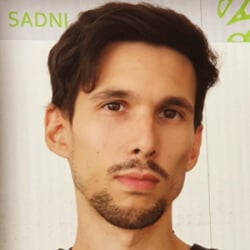 Stelle di YouTube nata a Italia