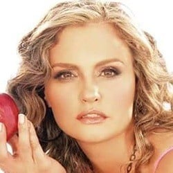 Aura Cristina Geithner Edad, Familia, Biografía | Famous Birthdays