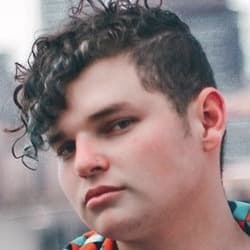 Famous Landos | Famous Birthdays