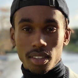 Derek Graham - Age, Bio, Family | Famous Birthdays