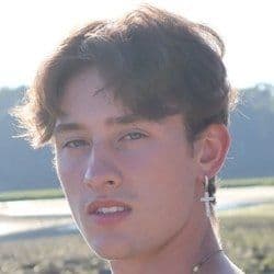 Jared Graham - Age, Bio, Family | Famous Birthdays