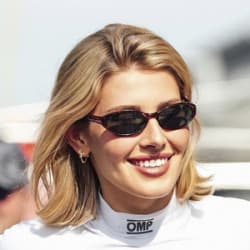 Alexandra Hainer - Age, Bio, Family | Famous Birthdays