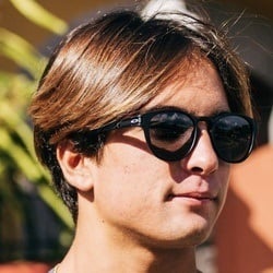 Liv Stone - Age, Bio, Family Famous Birthdays