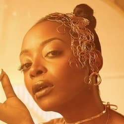 Trae Harris - Age, Bio, Family | Famous Birthdays