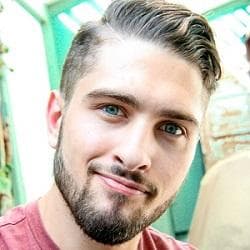 Famous Simons | Famous Birthdays