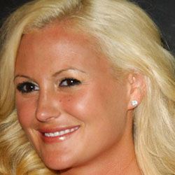 Megan Hauserman - Age, Bio, Family | Famous Birthdays