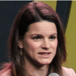 Sportscasters born in Maryland