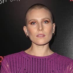 Dree Hemingway - Age, Bio, Family | Famous Birthdays