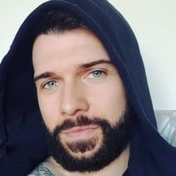 Jay Hutton - Age, Bio, Family | Famous Birthdays