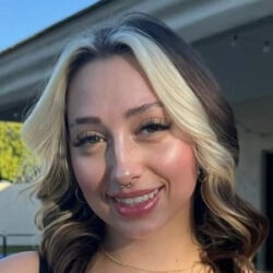 ivyballl - Age, Bio, Family | Famous Birthdays