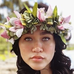 Ivylis - Age, Bio, Family | Famous Birthdays