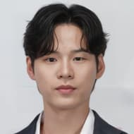 Yoon Ji-on