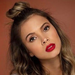 Autores nacidos en Colombia