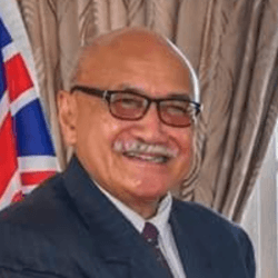 Politicians born in Fiji