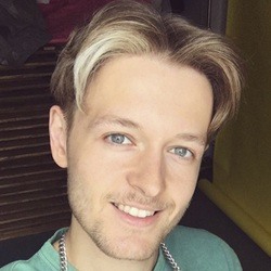Jordan Rabjohn - Age, Bio, Family | Famous Birthdays
