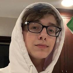 KBeaZy - Age, Bio, Family | Famous Birthdays