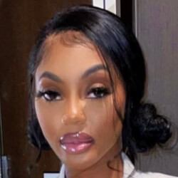 Brittany Kelly - Age, Bio, Family | Famous Birthdays