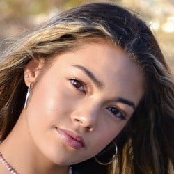 Instagram Stars born in Hawaii