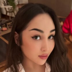 Louisa Khovanski - Age, Bio, Family | Famous Birthdays