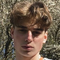 Daniel Slump - Alter, Familie, Bio | Famous Birthdays