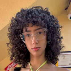 lalayravo - Age, Bio, Family | Famous Birthdays