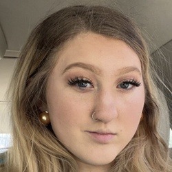Tiffany Laughary - Bio, Family | Famous Birthdays