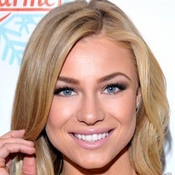Nikki Leigh - Age, Bio, Family | Famous Birthdays