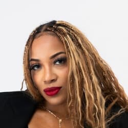 Famous Dejas | Famous Birthdays