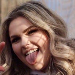Chelsea Linder - Age, Bio, Family | Famous Birthdays