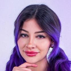 Linna - Age, Bio, Family | Famous Birthdays