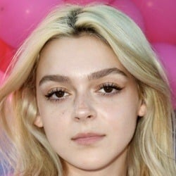 Sarah Arabic - Age, Bio, Family | Famous Birthdays