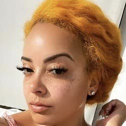 Lore'l - Age, Bio, Family | Famous Birthdays