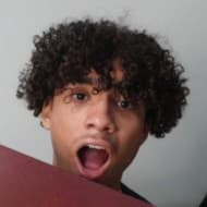 Julian Loves Music
