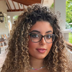 mariahxorivera - Age, Bio, Family | Famous Birthdays