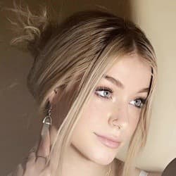 Alexa Matthews (TikTok Star) - Age, Bio, Family | Famous Birthdays