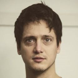 Comedians born in Argentina